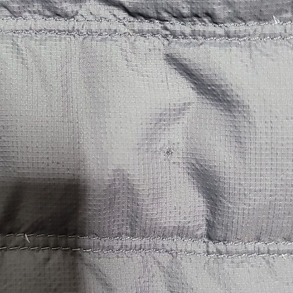 Mountain Hardwear Duck Down Colorblock Puffer Coat Size Large - Picture 13 of 14